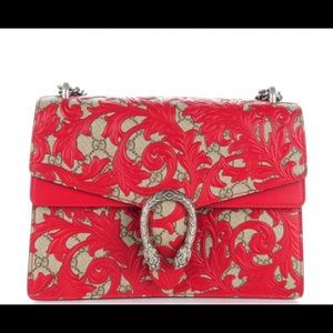 Gucci Hibiscus red Arabesque GG Supreme handbag